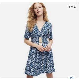 Anthropologie HD in Paris lattice size 2 dress short sleeve v neck